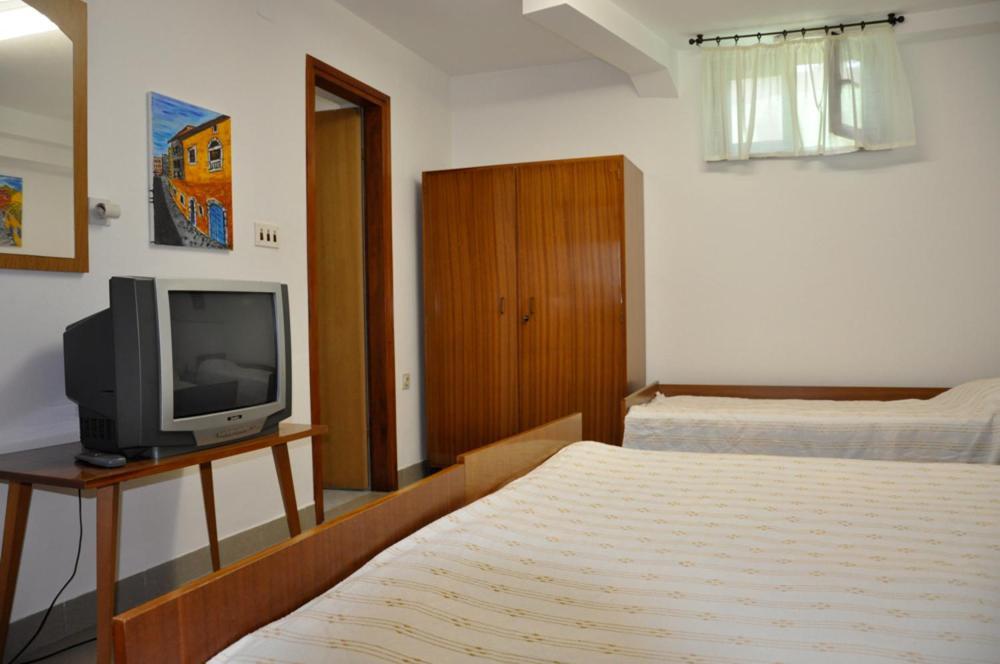 Apartment Bilic Pula Rum bild