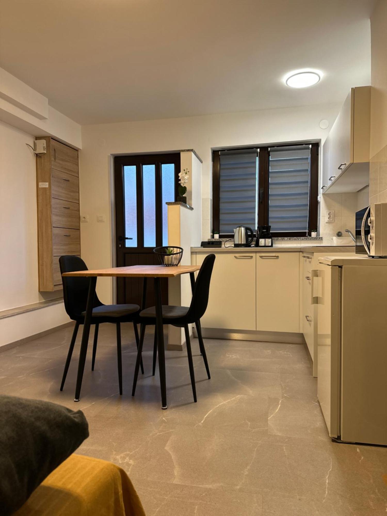 Apartment Bilic Pula Exteriör bild